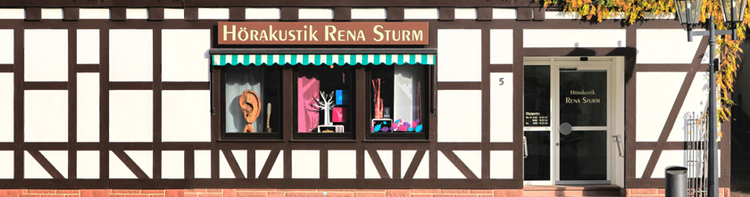 Das Geschäft von Hörakustik Rena Sturm am Marktplatz in Bretten